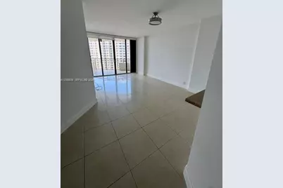 520 Brickell Key Dr #A1401, Miami, FL 33131 - Photo 4