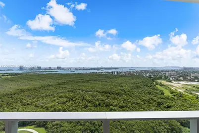 2411 Laguna Circle #2803, Miami, FL 33181 - Photo 18