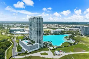 2411 Laguna Cir, Miami, FL 33181 - Photo 2