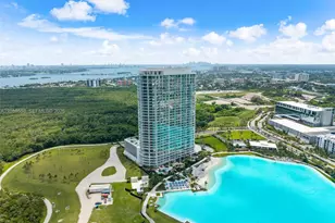 2411 Laguna Cir, Miami, FL 33181 - Photo 1
