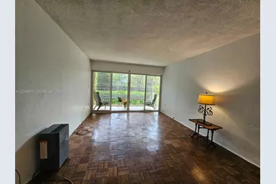 520 NE 38th St #12, Miami, FL 33137 - Photo 6