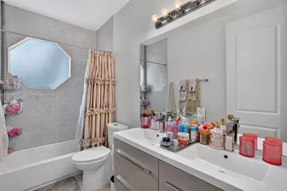 241 NE 33rd Ter, Homestead, FL 33033 - Photo 36