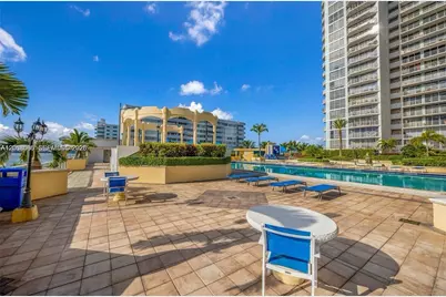 7601 E Treasure Dr #1722, North Bay Village, FL 33141 - Photo 12
