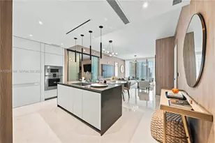 300 Biscayne Blvd Way, Miami, FL 33131 - Photo 10