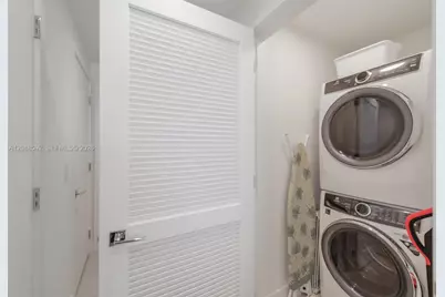 2411 Laguna Cir. #807, North Miami, FL 33181 - Photo 46