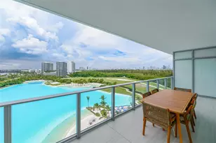 2411 Laguna Cir, North Miami, FL 33181 - Photo 1