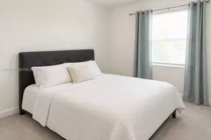 2663 SE 10th St, Homestead, FL 33035 - Photo 12