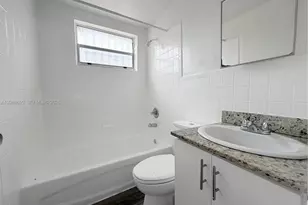1885 NW 18th Terrace, Miami, FL 33125 - Photo 8