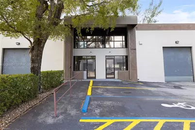 1740 NW 93 Av #1740, Doral, FL 33172 - Photo 2