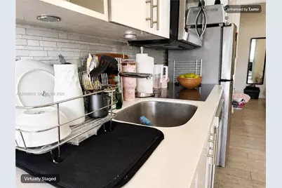 1601 Meridian Ave #208, Miami Beach, FL 33139 - Photo 6