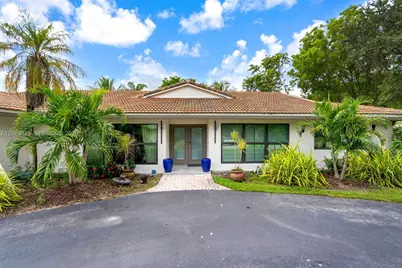 9900 NW 14th Ct, Coral Springs, FL 33071 - Photo 1