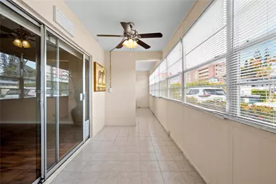 960 Crystal Lake Dr #112, Deerfield Beach, FL 33064 - Photo 8