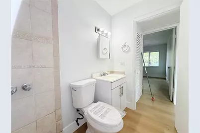 1029 NW 5th St #6, Miami, FL 33128 - Photo 8