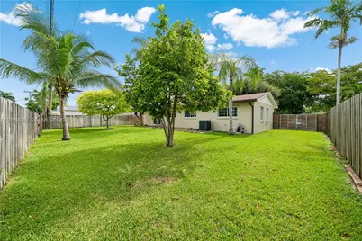 19780 SW 101st Ave, Cutler Bay, FL 33157 - Photo 28