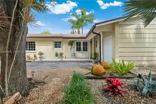 19780 SW 101st Ave, Cutler Bay, FL 33157 - Photo 4