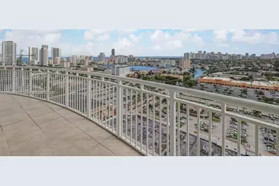 1745 E Hallandale Beach Blvd #1406W, Hallandale Beach, FL 33009 - Photo 6