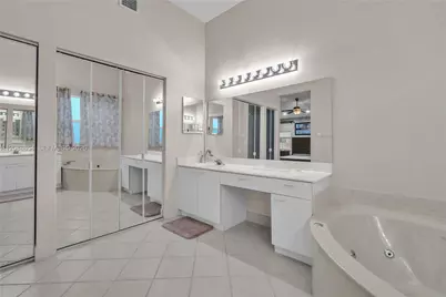 15922 NW 14th Pl, Pembroke Pines, FL 33028 - Photo 76