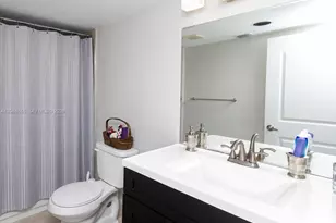 1001 SW 128th Terrace, Pembroke Pines, FL 33027 - Photo 12