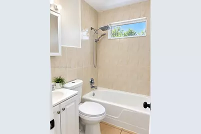 412 SW 10th St #n, Hallandale Beach, FL 33009 - Photo 10