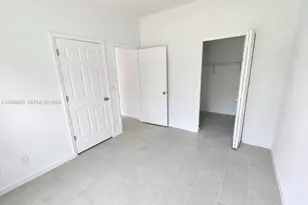 1104 E Capri St, Lehigh Acres, FL 33974 - Photo 4