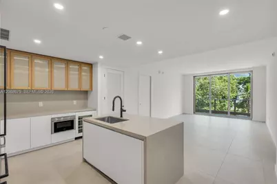 2200 Brickell Ave #204, Miami, FL 33129 - Photo 8