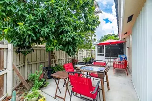 1111 San Remo Cir, Homestead, FL 33035 - Photo 28