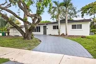 9875 SW 83rd St, Miami, FL 33173 - Photo 1