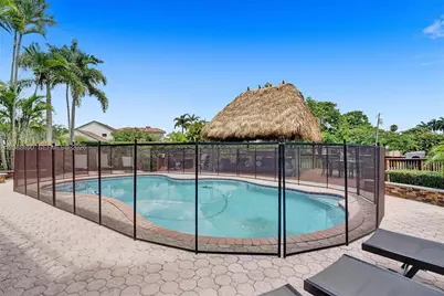 12140 SW 3rd St, Plantation, FL 33325 - Photo 26