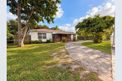 1526 NE 135th St #1526, North Miami, FL 33161 - Photo 1