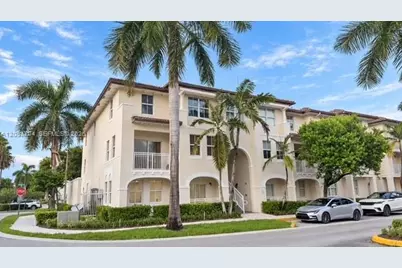 11401 NW 89th St #111, Doral, FL 33178 - Photo 1
