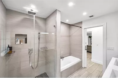 1080 NE 104th St, Miami Shores, FL 33138 - Photo 4