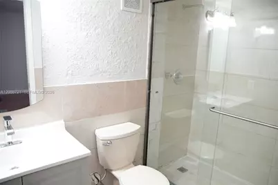 8635 NW 8th St #103, Miami, FL 33126 - Photo 12