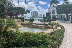 3600 Mystic Pointe Dr, Aventura, FL 33180 - Photo 18
