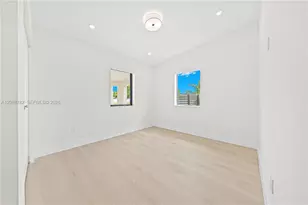 11300 SW 43rd St, Miami, FL 33165 - Photo 10