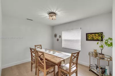 5380 NW 113th Pl, Doral, FL 33178 - Photo 12
