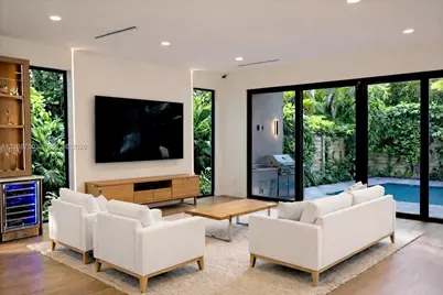 1724 NE 16th Ave, Fort Lauderdale, FL 33305 - Photo 8