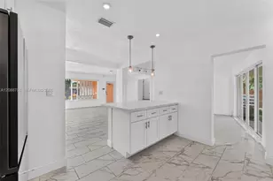 12140 NE Miami Ct, North Miami, FL 33161 - Photo 12