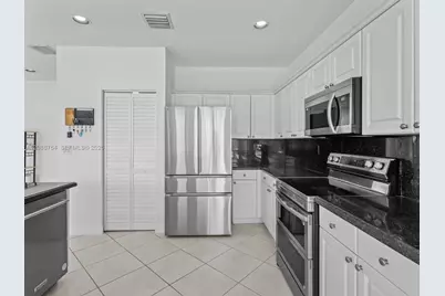 11149 NW 72nd Ter #11149, Doral, FL 33178 - Photo 14