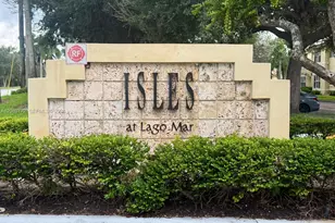 457 Vista Isles Dr, Sunrise, FL 33325 - Photo 2
