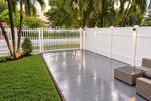 3040 NW 27th St, Miami, FL 33142 - Photo 2