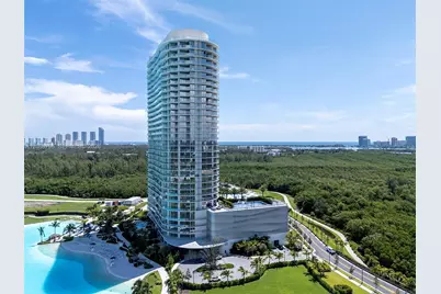 2411 Laguna Cir #2802, North Miami, FL 33181 - Photo 6