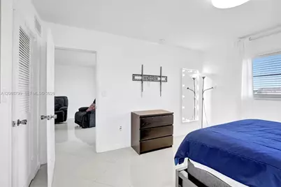 8400 Sunrise Lakes Blvd #312, Sunrise, FL 33322 - Photo 14