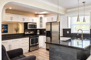 10790 SW 46th St, Miami, FL 33165 - Photo 1