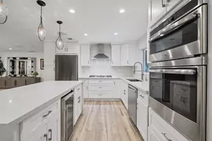 9320 SW 165th St, Palmetto Bay, FL 33157 - Photo 6