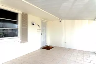 8481 NW 11th St, Pembroke Pines, FL 33024 - Photo 4