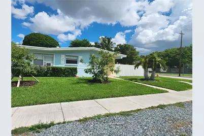 9301 SW 54th St, Miami, FL 33165 - Photo 1