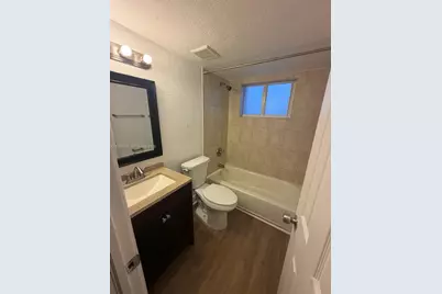 220 NW 7th Ave #1, Miami, FL 33128 - Photo 2