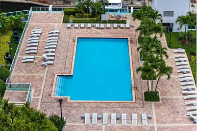 41 SE 5th St #1407, Miami, FL 33131 - Photo 32
