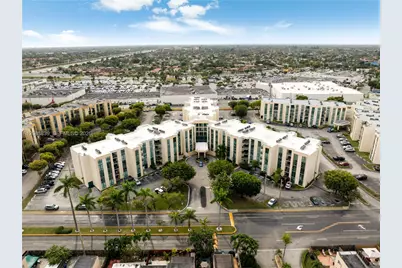 2075 SW 122nd Ave #130, Miami, FL 33175 - Photo 18