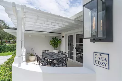 6901 Almansa St #0, Coral Gables, FL 33146 - Photo 32